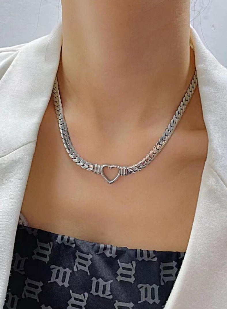 Stainless Steel Women's Necklace and Bracelets Accessories Set - Image 5